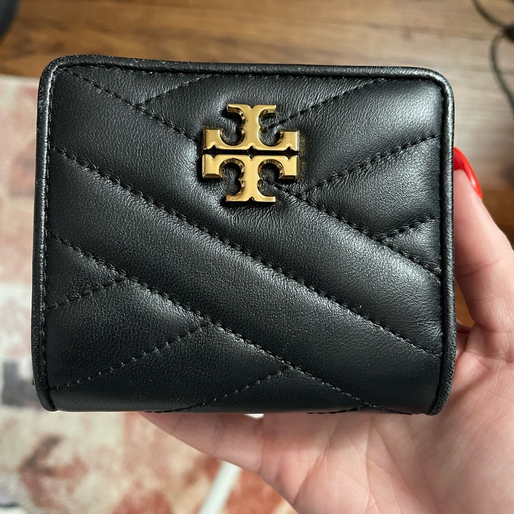 Tory Burch Kira Chevron Bifold Wallet